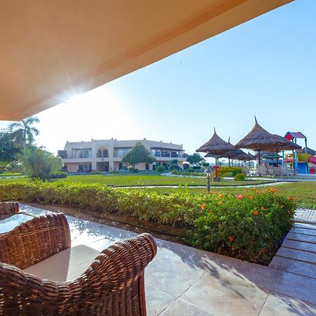 โจลี วิลล์ รีสอร์ต แอนด์ สปา คิงส์ ไอส์แลนด์ ลูเซอร์ Hotel ลักซอร์ ภายนอก รูปภาพ